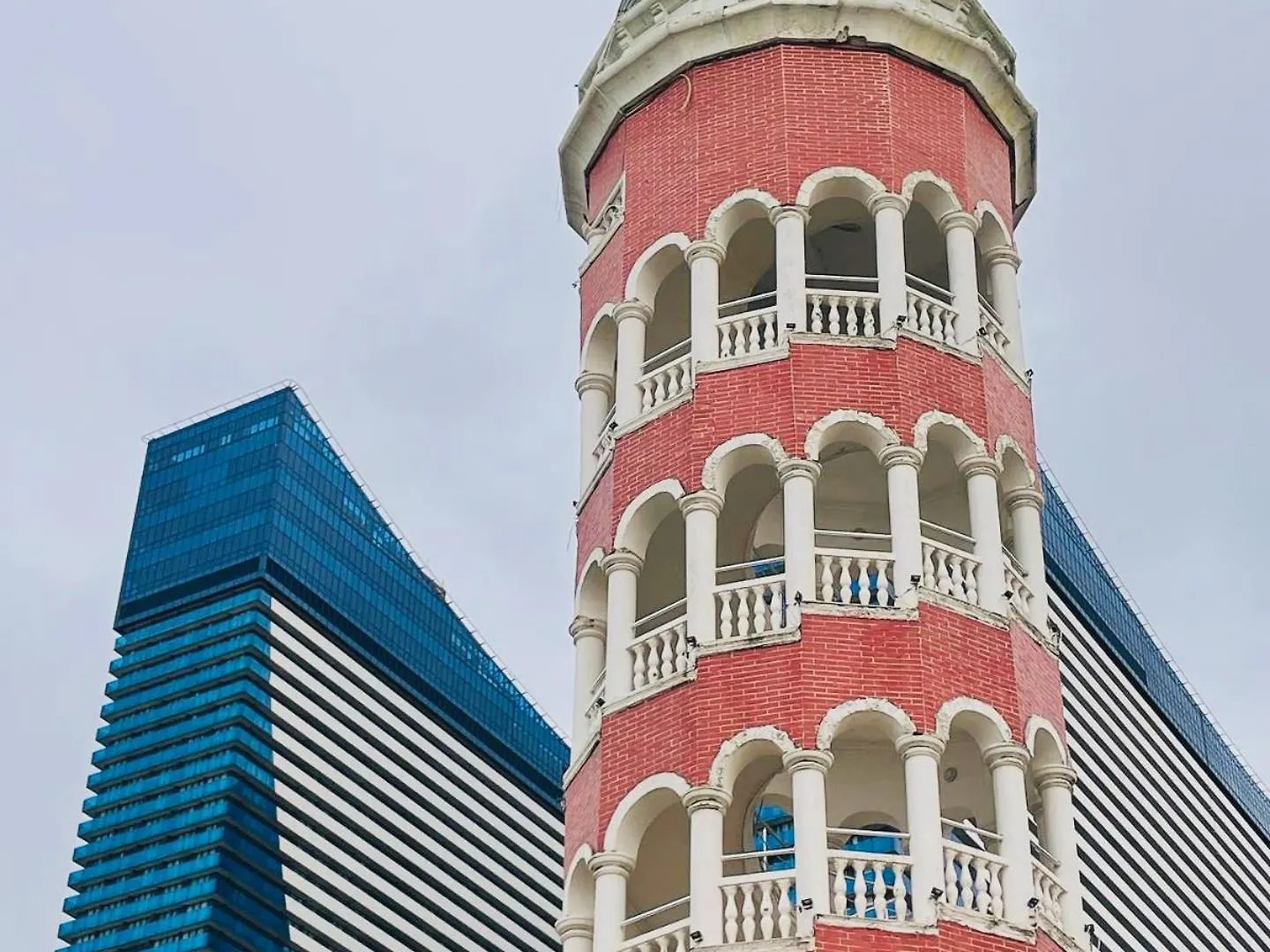 Batumi Sea View Apartment In The Exclusive Orbi City Residence 0*,